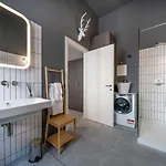 Guesthost - Loft Viale Trieste * Udine