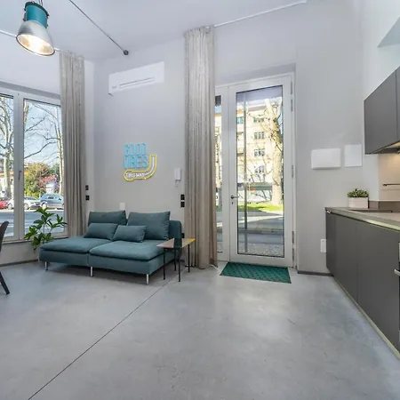 Guesthost - Loft Viale Trieste Udine